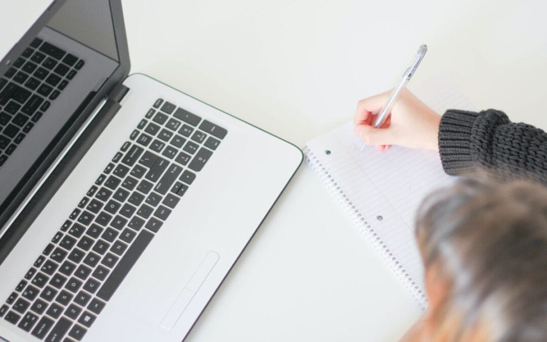 Ghostwriting musical: como letras estratégicas fortalecem marcas e artistas